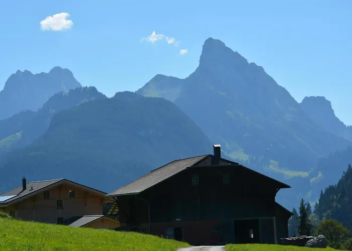 Anne - Hochparterre By Interhome