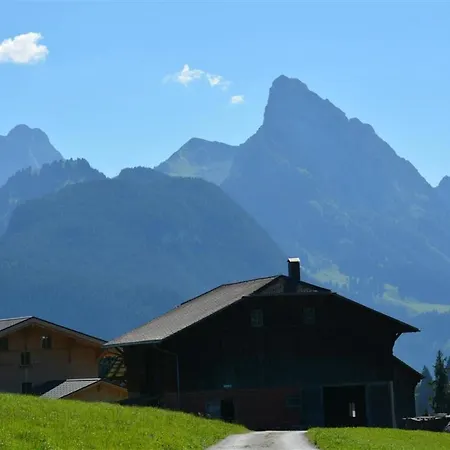 Anne - Hochparterre By Interhome